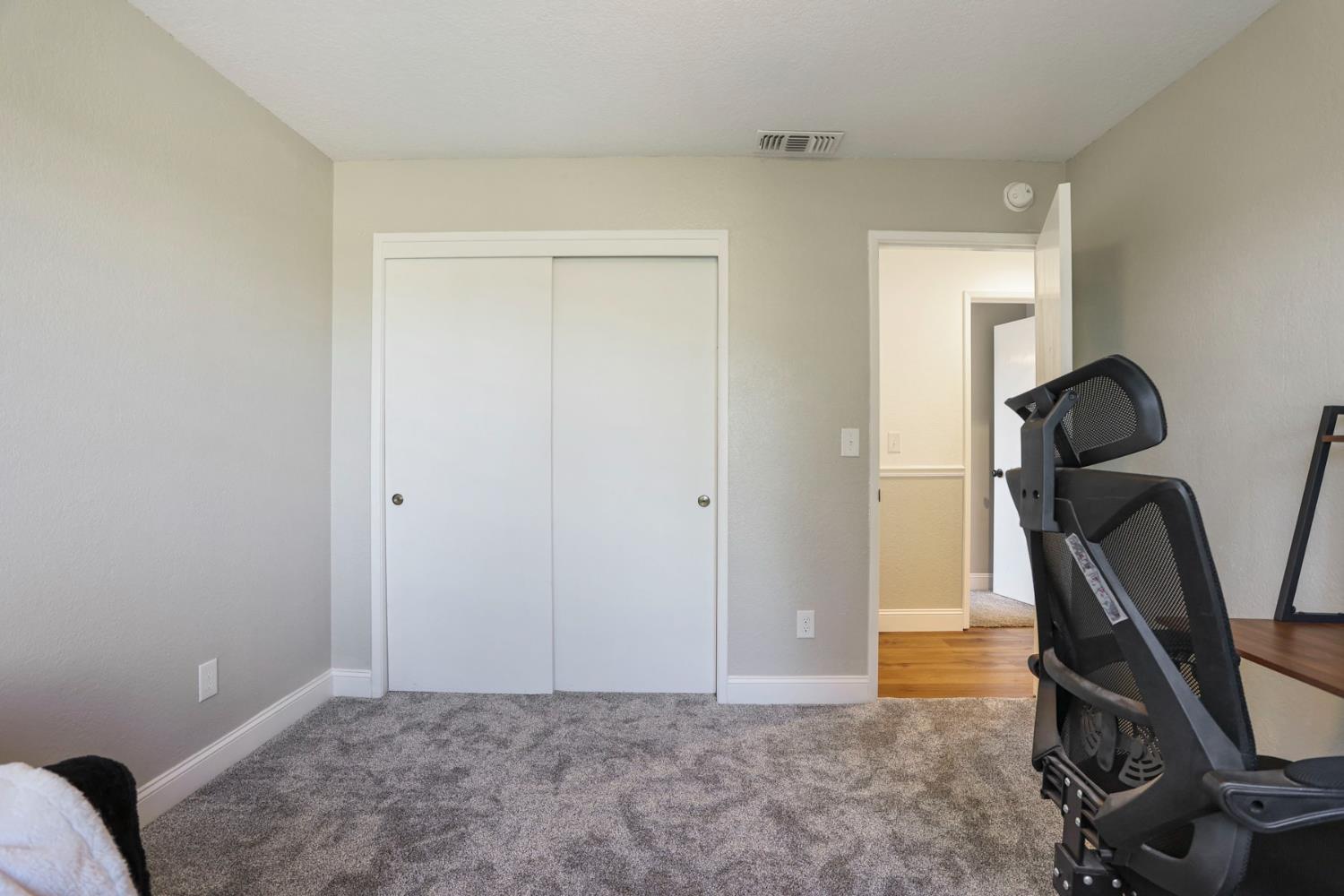 Detail Gallery Image 23 of 40 For 208 Palomar Dr, Lodi,  CA 95242 - 4 Beds | 3 Baths