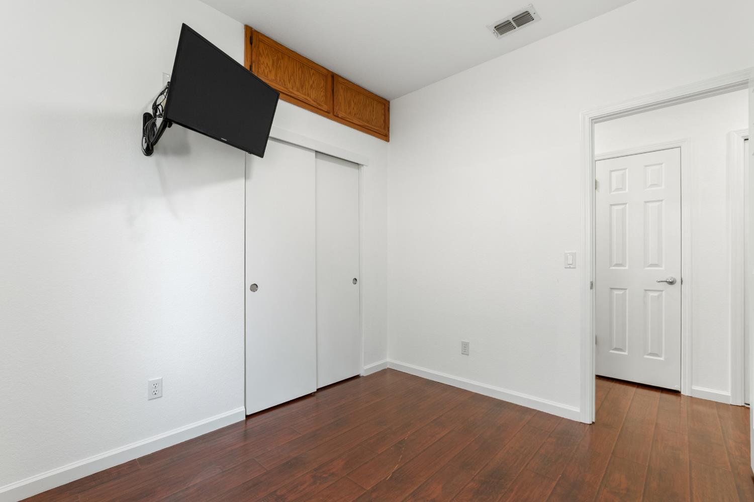 Detail Gallery Image 15 of 28 For 1929 Providence Way, Lodi,  CA 95242 - 4 Beds | 2 Baths