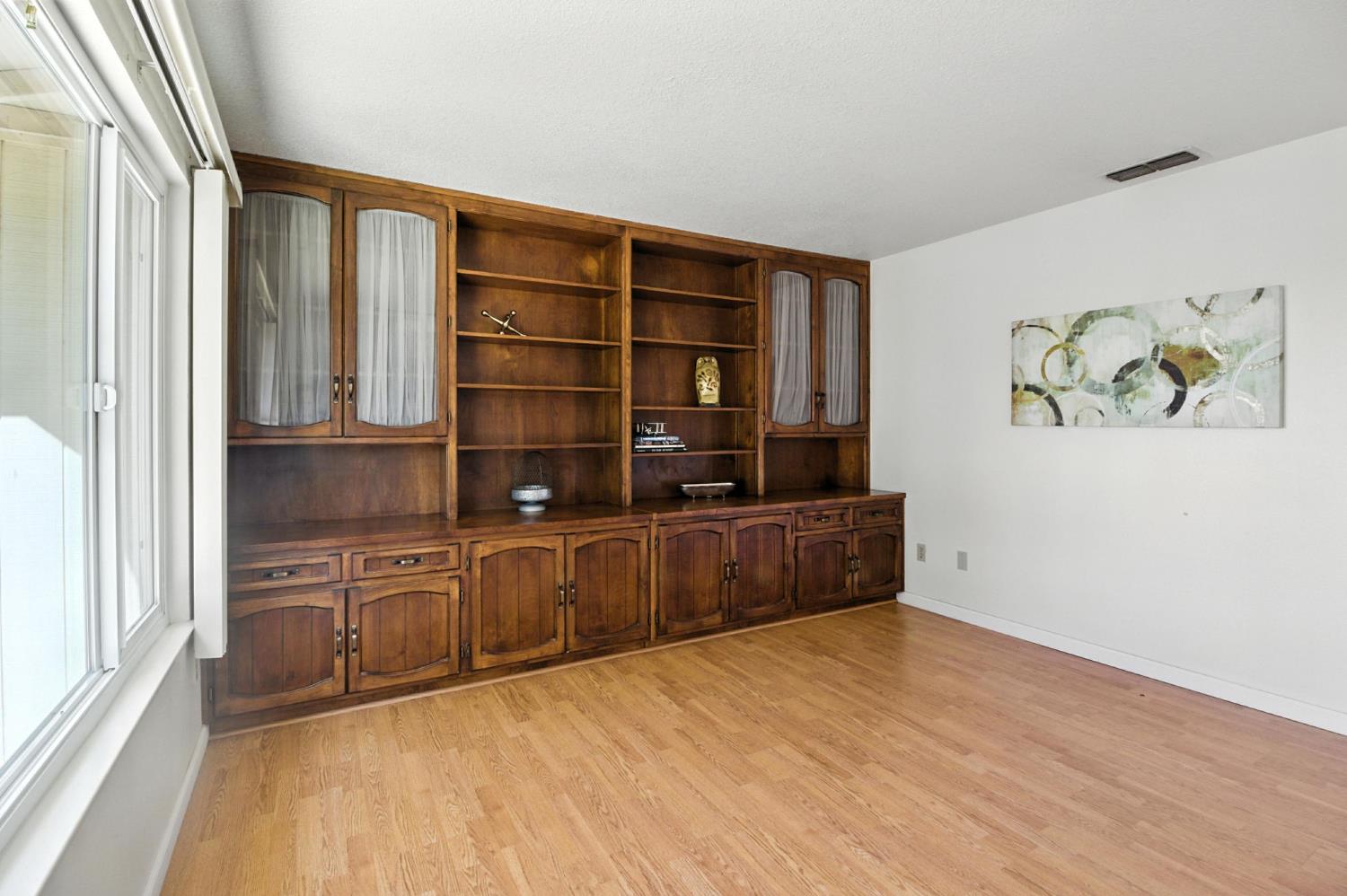 Detail Gallery Image 11 of 26 For 3400 Santos Ct, Turlock,  CA 95382 - 4 Beds | 2 Baths