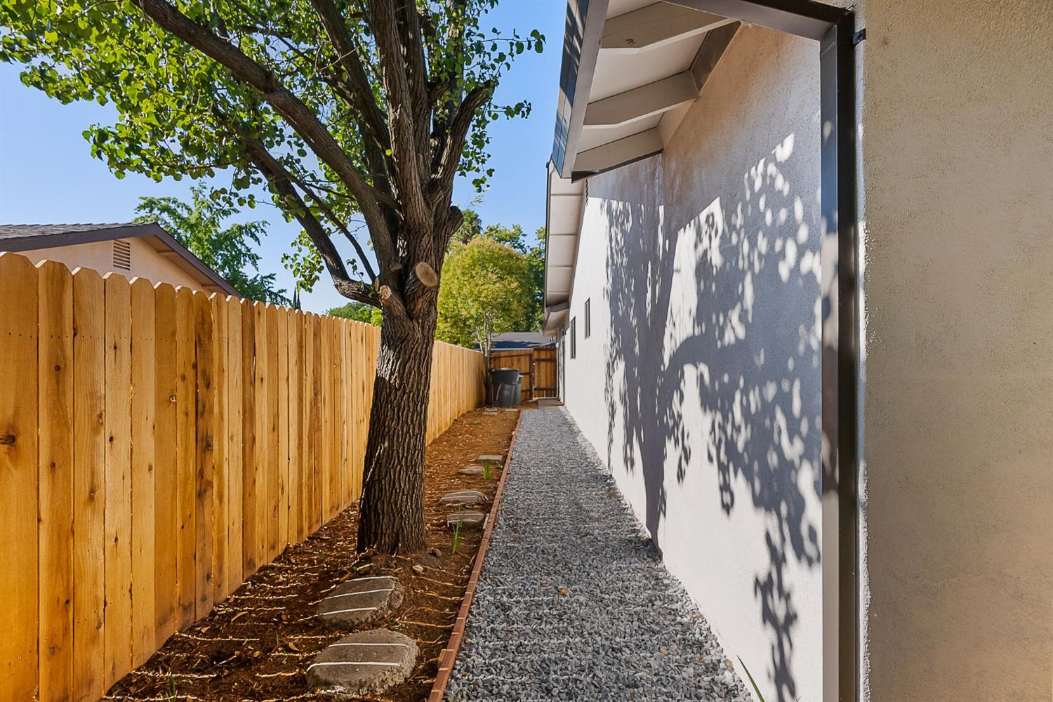 Detail Gallery Image 37 of 50 For 7548 Widgeon Way, Fair Oaks,  CA 95628 - 4 Beds | 2 Baths