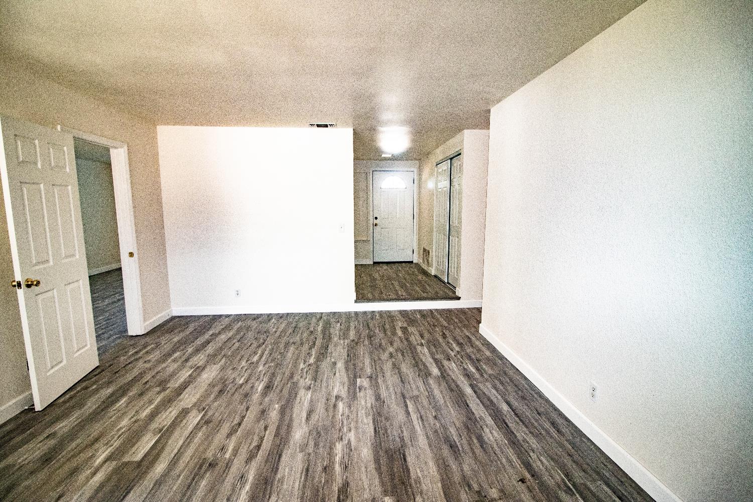 Detail Gallery Image 29 of 49 For 4300 Armadale Way, Sacramento,  CA 95823 - 3 Beds | 2 Baths