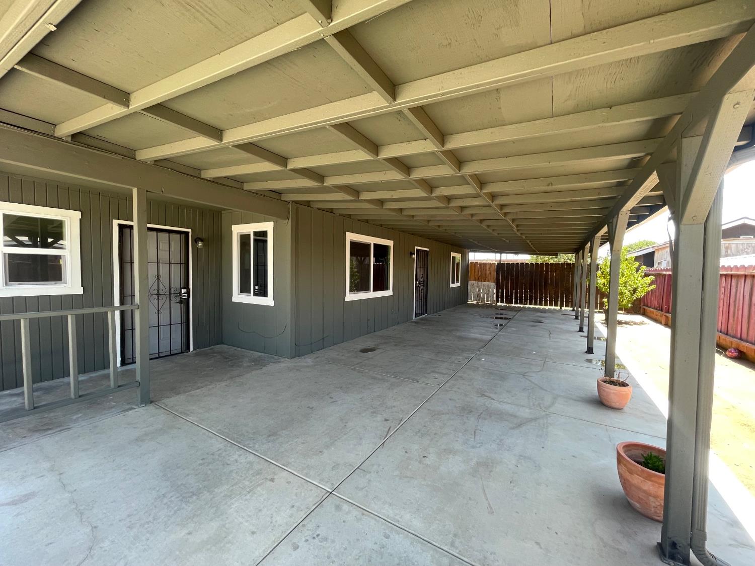 Detail Gallery Image 2 of 15 For 2636 Riverdale Ave, Modesto,  CA 95358 - 2 Beds | 1 Baths