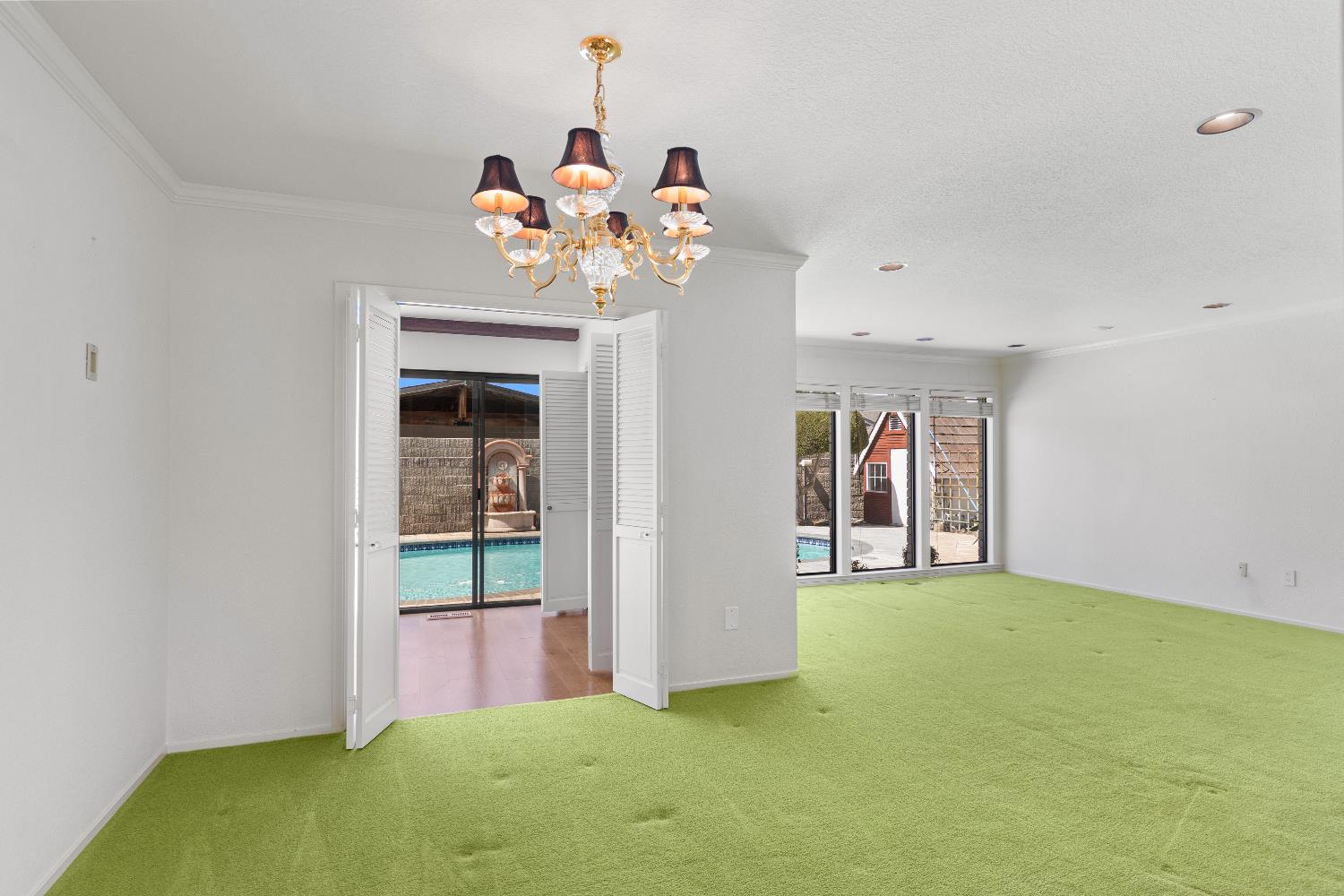 Detail Gallery Image 15 of 41 For 1909 Rockford Ave, Modesto,  CA 95355 - 3 Beds | 3 Baths