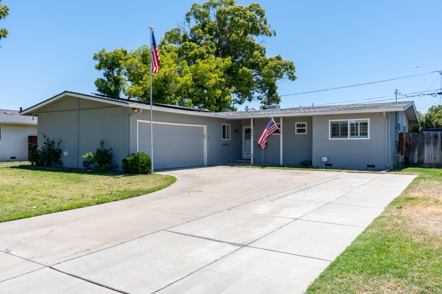 Detail Gallery Image 1 of 51 For 1586 Underwood Ave, Atwater,  CA 95301 - 3 Beds | 2 Baths