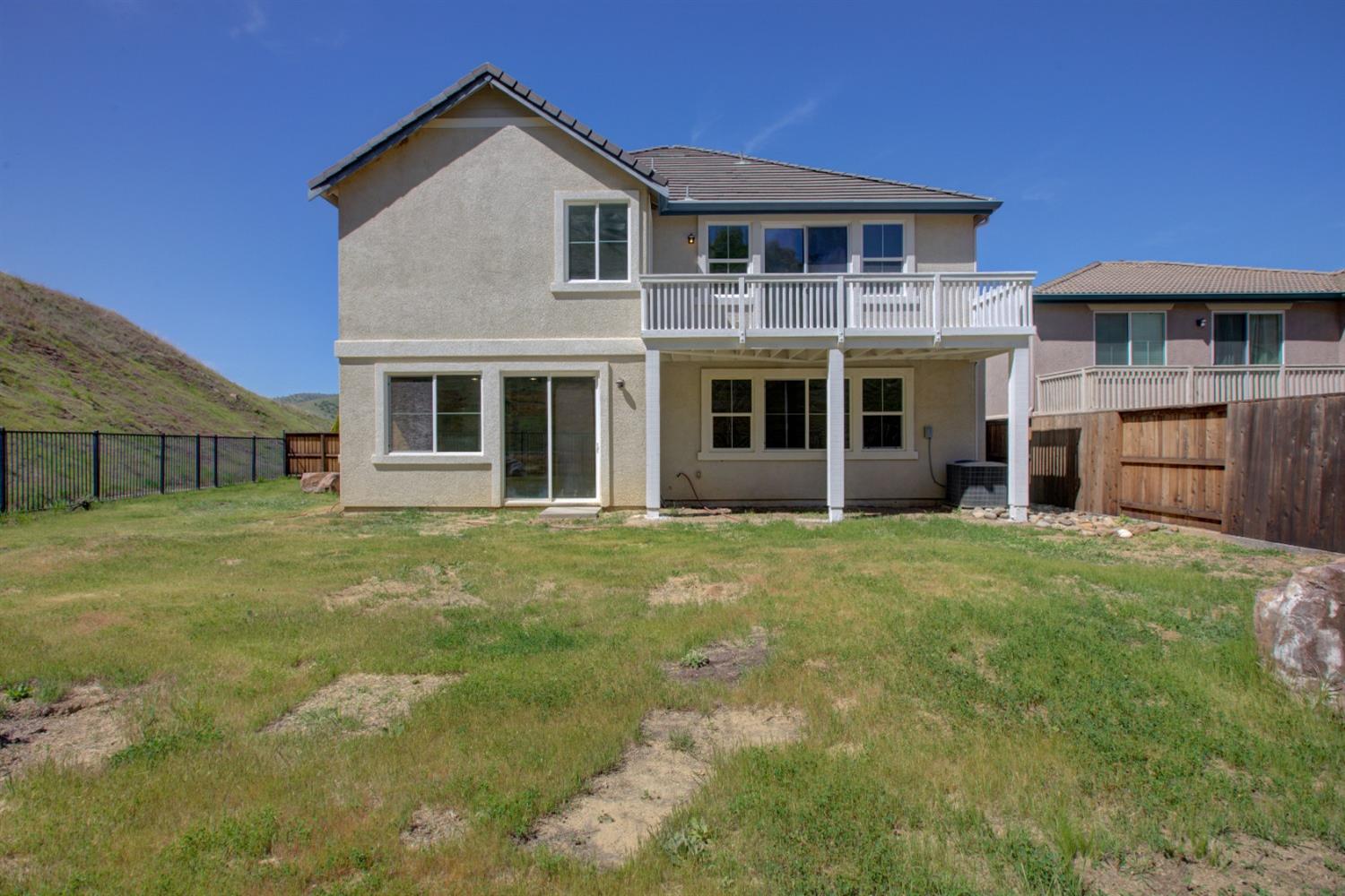 Detail Gallery Image 14 of 55 For 20676 Golf Canyon Ct, Patterson,  CA 95363 - 4 Beds | 2/1 Baths