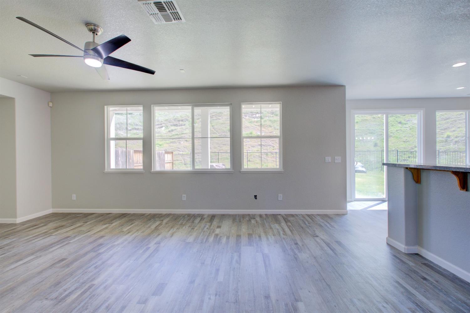 Detail Gallery Image 32 of 55 For 20676 Golf Canyon Ct, Patterson,  CA 95363 - 4 Beds | 2/1 Baths