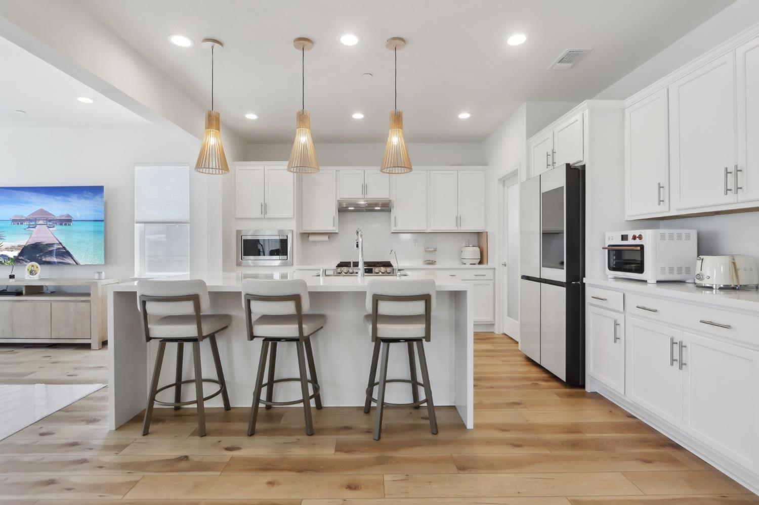 Detail Gallery Image 6 of 31 For 4124 Maddy Ave, Tracy,  CA 95377 - 5 Beds | 3 Baths
