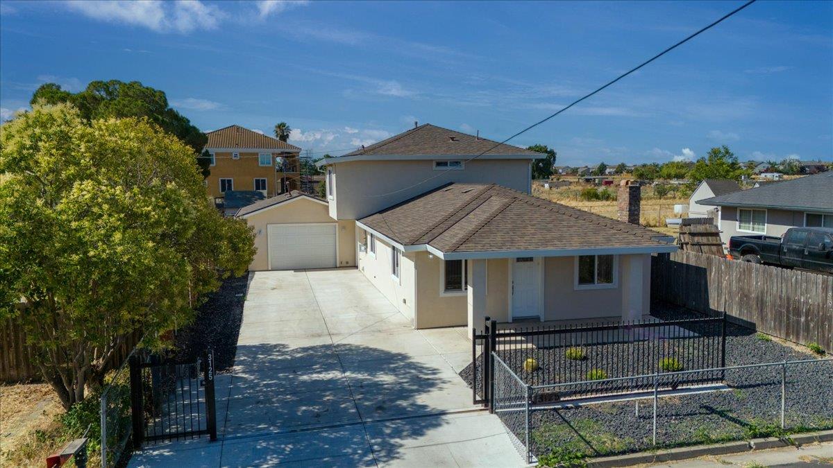 Detail Gallery Image 32 of 36 For 3125 Gladys Ave, West Sacramento,  CA 95691 - 2 Beds | 3/1 Baths