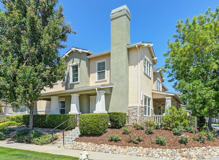 Detail Gallery Image 1 of 48 For 968 Greger St #91,  Oakdale,  CA 95361 - 3 Beds | 2/1 Baths