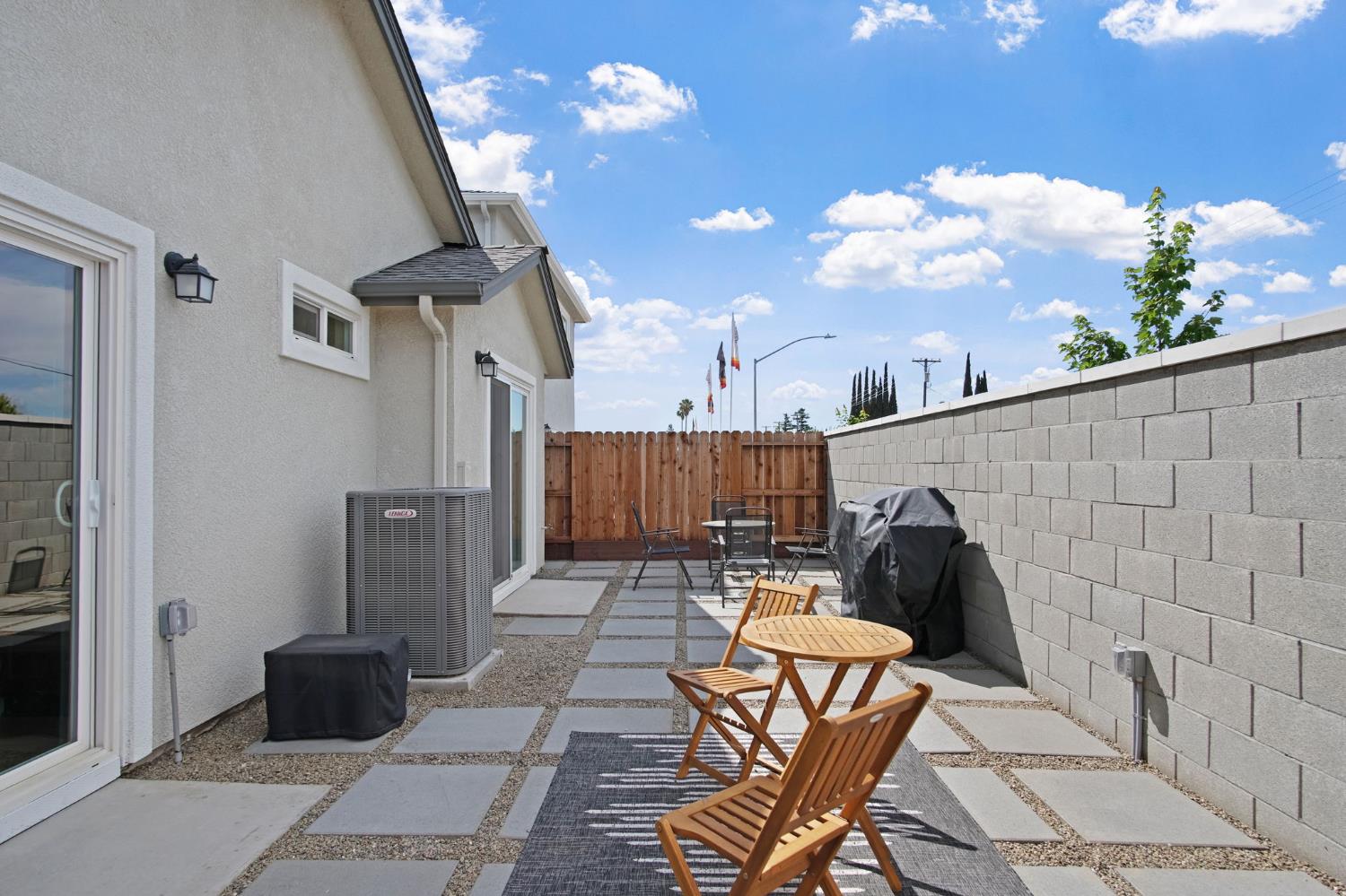 Detail Gallery Image 18 of 23 For 1222 Impression St, Turlock,  CA 95380 - 2 Beds | 2 Baths