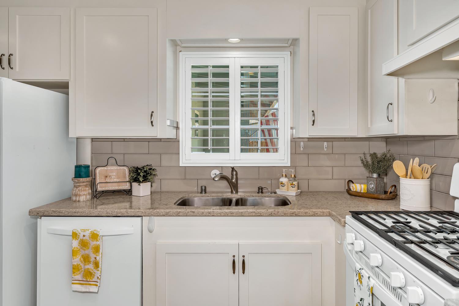 Detail Gallery Image 28 of 51 For 1586 Underwood Ave, Atwater,  CA 95301 - 3 Beds | 2 Baths