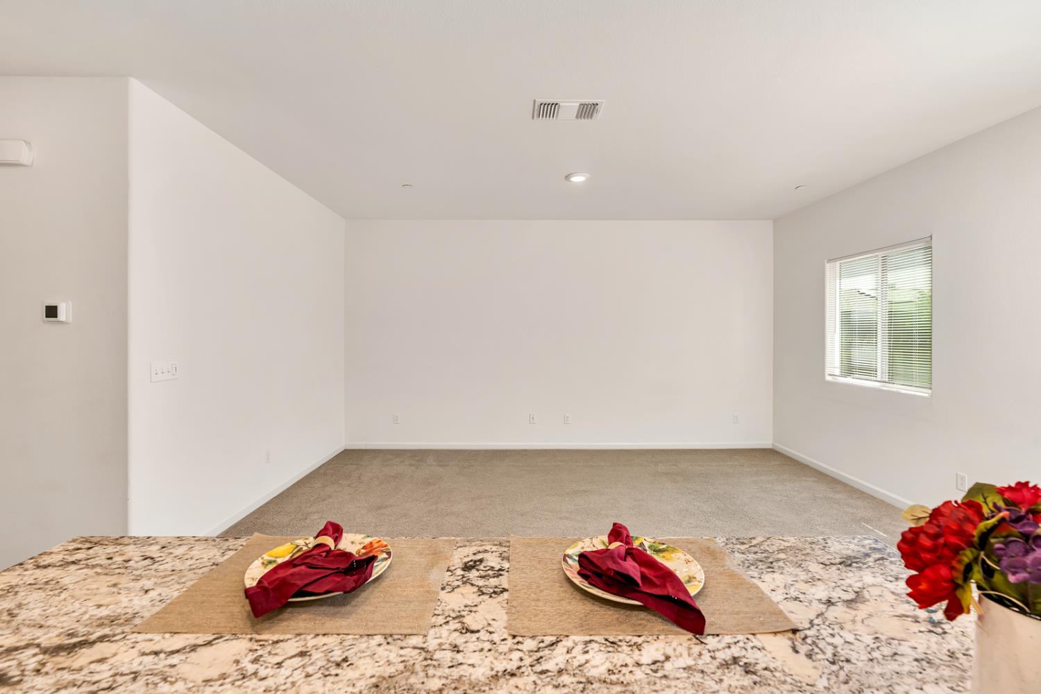 Detail Gallery Image 8 of 37 For 4218 Candle Ct, Merced,  CA 95348 - 4 Beds | 2 Baths