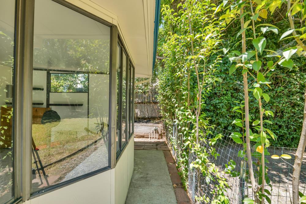 Detail Gallery Image 47 of 59 For 7527 Island Way, Sacramento,  CA 95831 - 3 Beds | 2 Baths
