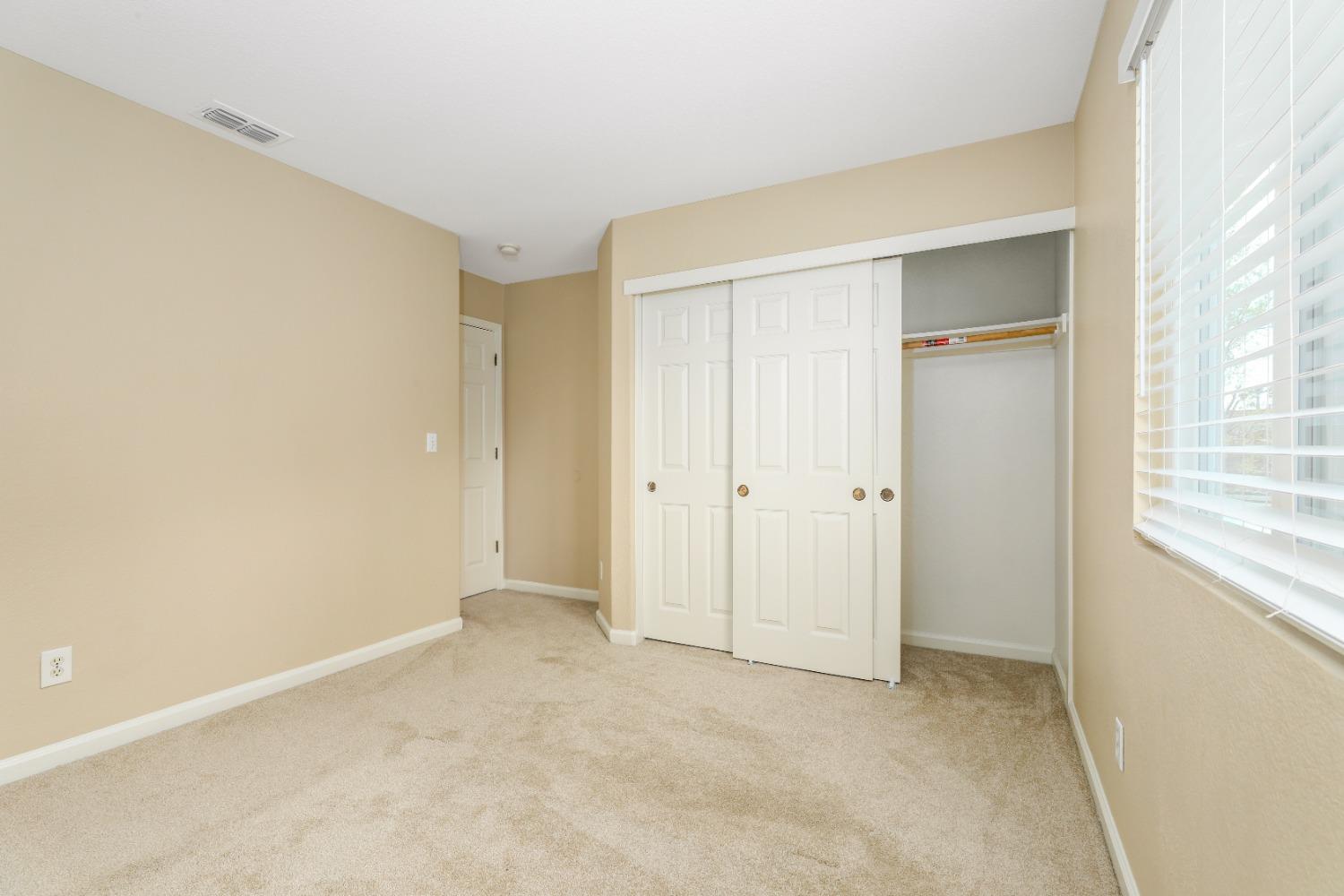 Detail Gallery Image 26 of 44 For 3355 Calla Lily Way, Sacramento,  CA 95833 - 5 Beds | 2/1 Baths