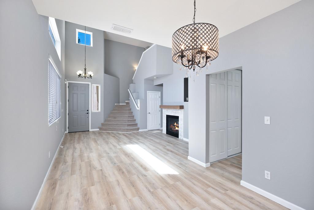 Detail Gallery Image 16 of 47 For 5512 Deepdale Way, Elk Grove,  CA 95758 - 4 Beds | 2/1 Baths