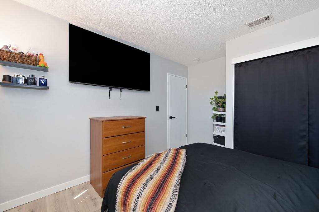 Detail Gallery Image 13 of 27 For 6404 Longdale Dr, North Highlands,  CA 95660 - 3 Beds | 1 Baths