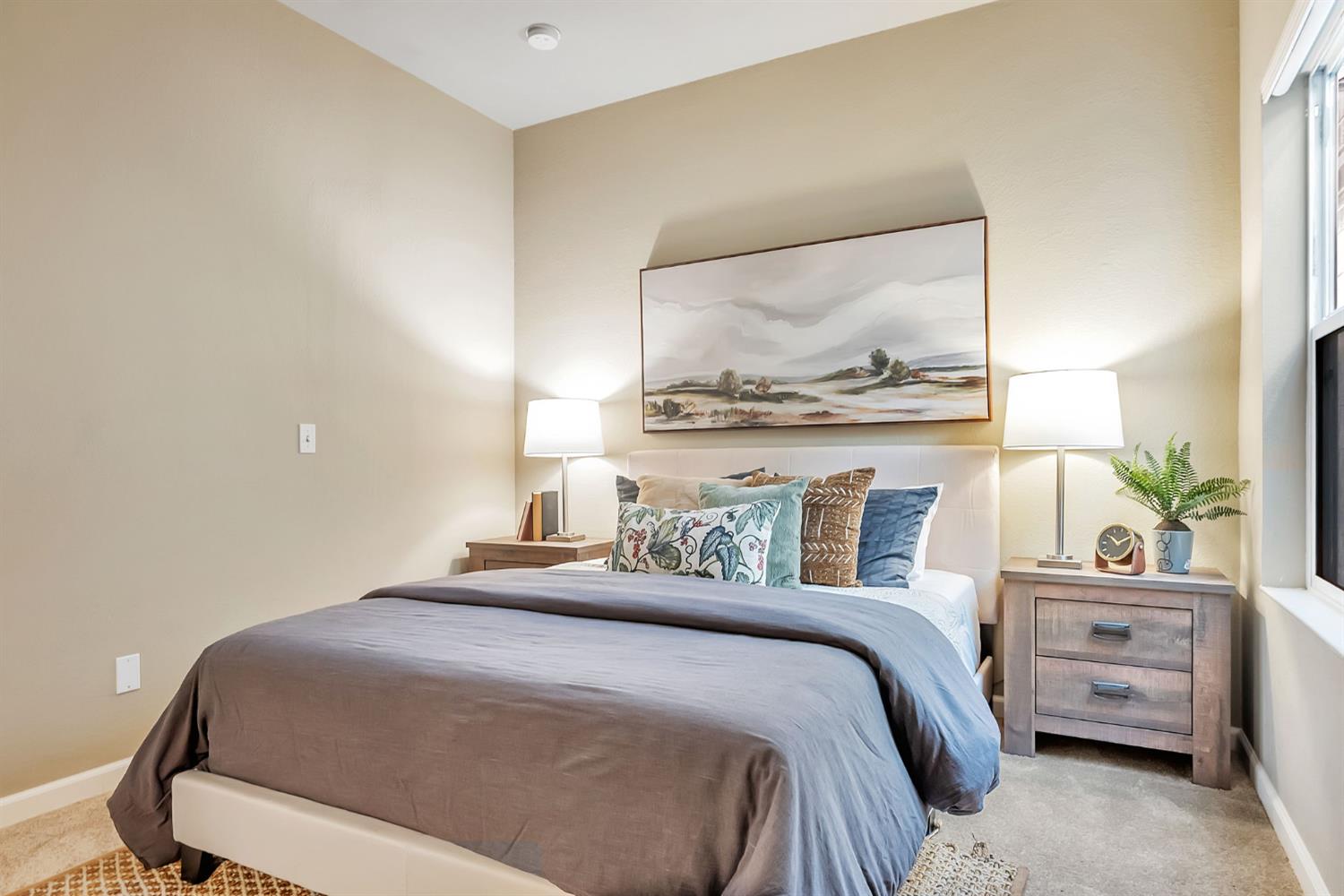 Detail Gallery Image 21 of 39 For 964 61st St, Oakland,  CA 94608 - 3 Beds | 2/1 Baths
