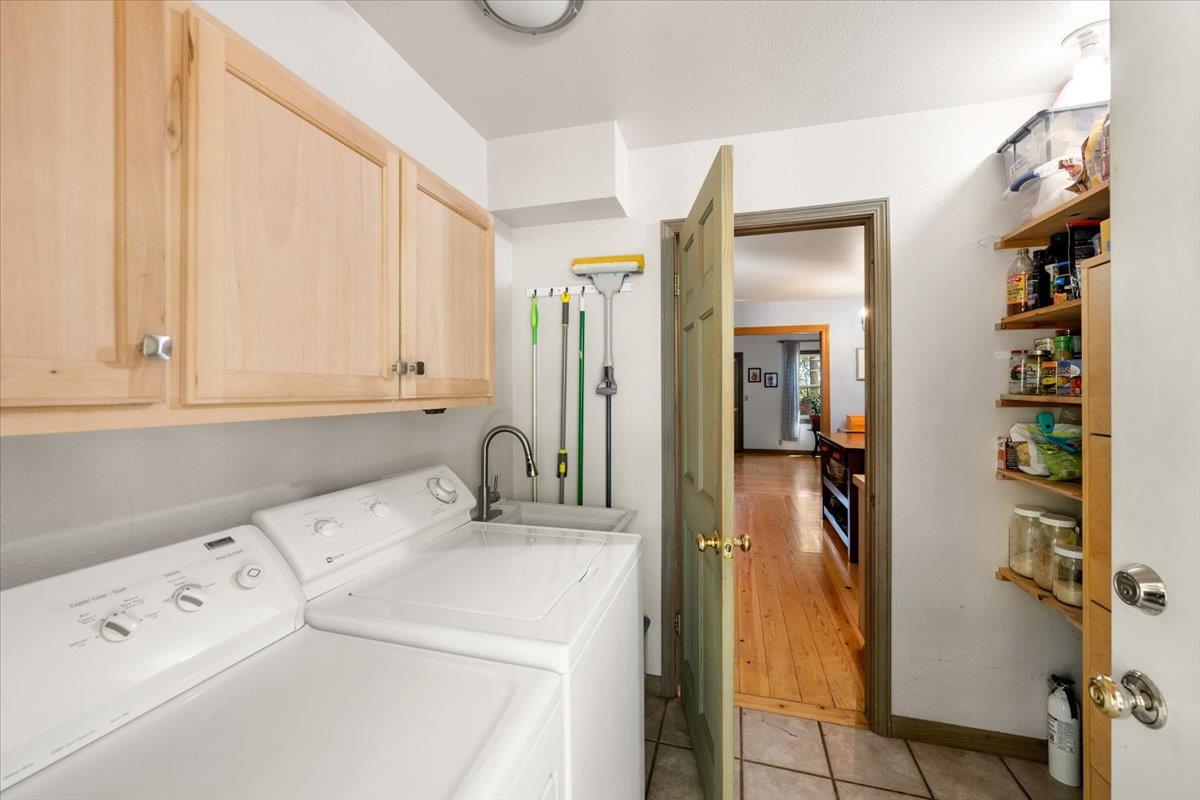 Detail Gallery Image 16 of 65 For 4036 Valley Vista Dr, Camino,  CA 95709 - 4 Beds | 2/1 Baths