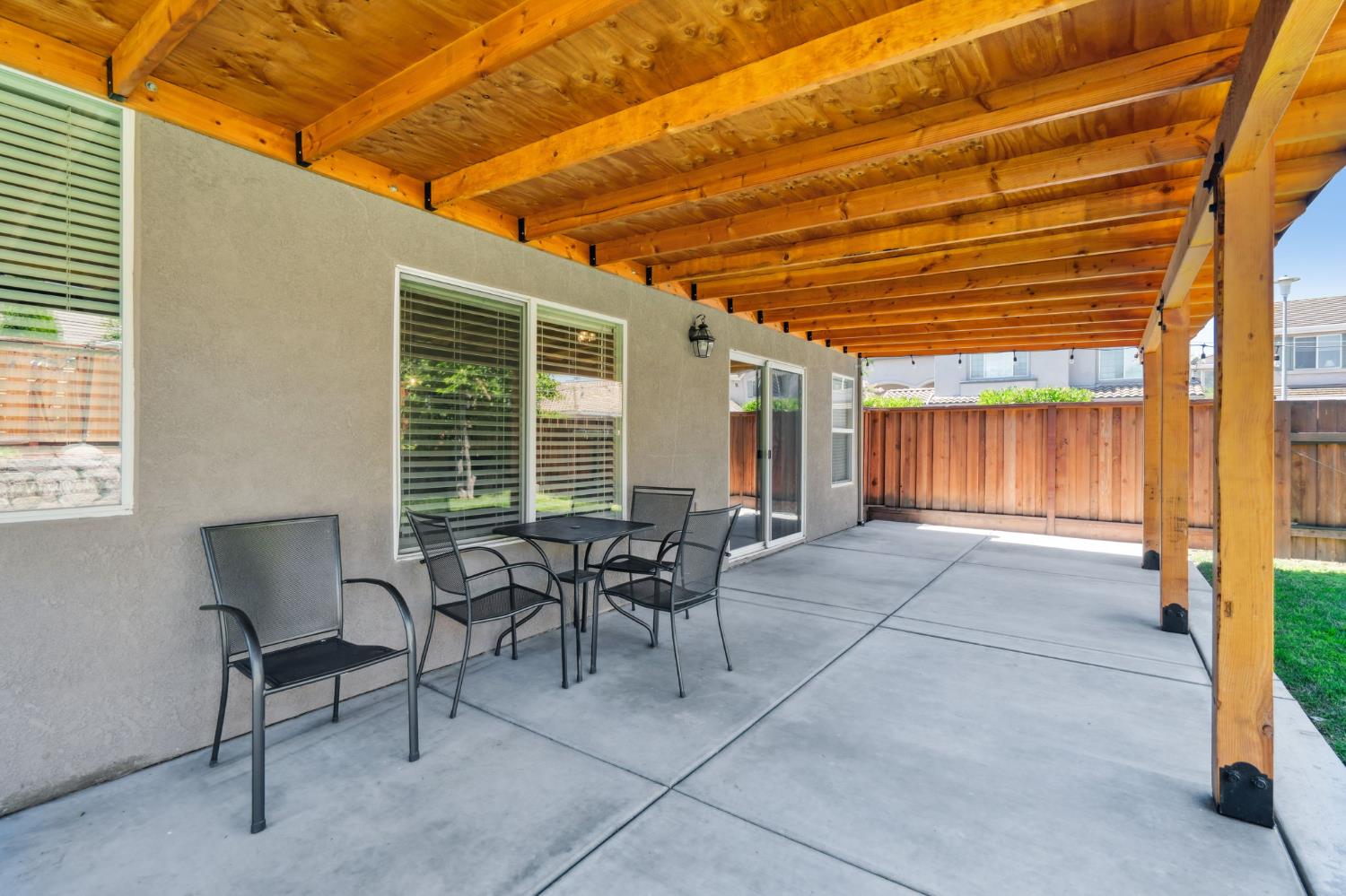 Detail Gallery Image 23 of 26 For 3900 Ginko Way, Sacramento,  CA 95834 - 3 Beds | 2 Baths