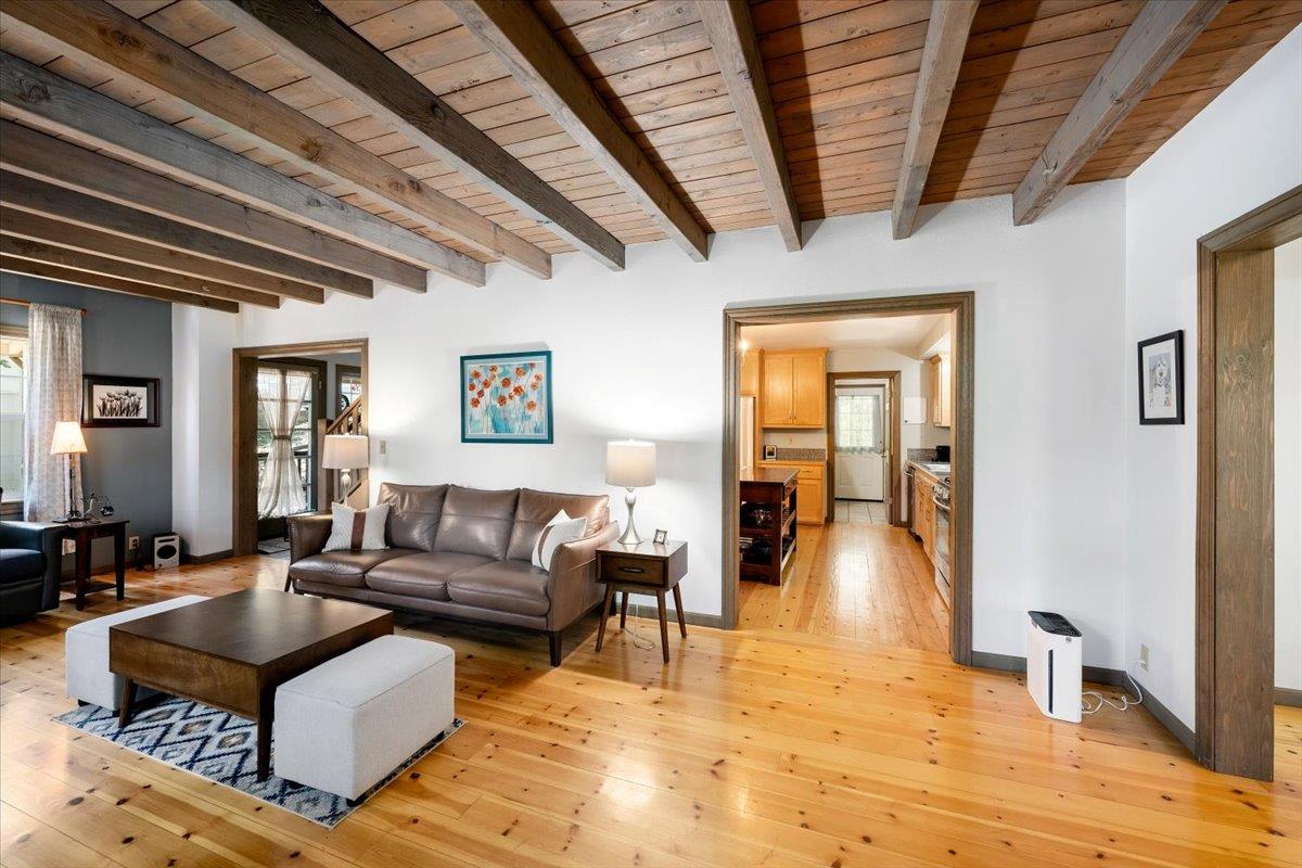 Detail Gallery Image 9 of 65 For 4036 Valley Vista Dr, Camino,  CA 95709 - 4 Beds | 2/1 Baths
