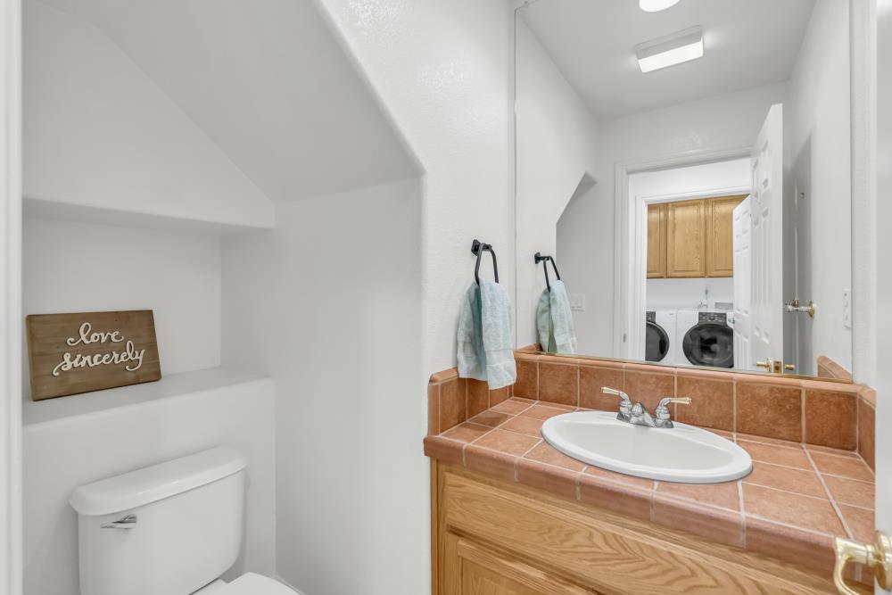 Detail Gallery Image 31 of 60 For 200 Orrington Cir, Sacramento,  CA 95835 - 4 Beds | 3/1 Baths