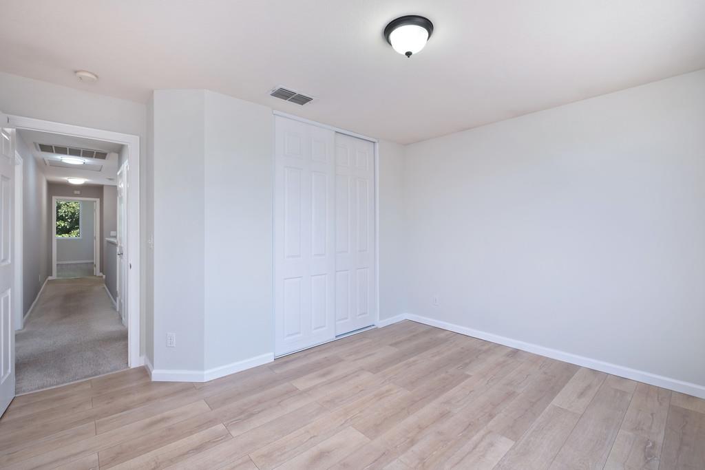 Detail Gallery Image 42 of 47 For 5512 Deepdale Way, Elk Grove,  CA 95758 - 4 Beds | 2/1 Baths