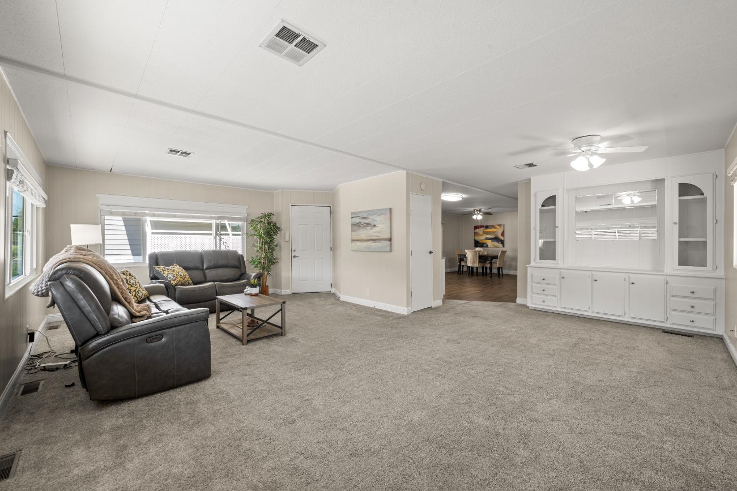 Detail Gallery Image 7 of 39 For 6900 Almond Ave 37, Orangevale,  CA 95662 - 2 Beds | 2 Baths