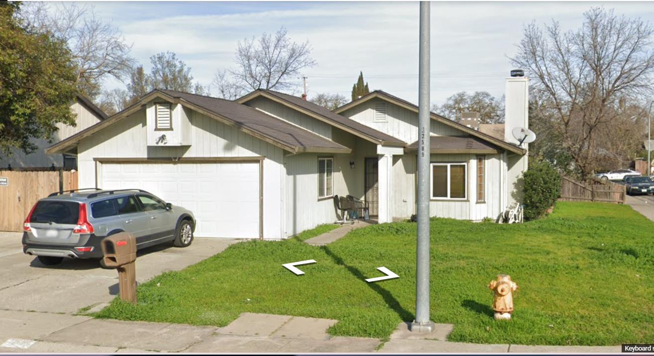 Detail Gallery Image 1 of 8 For 1021 Fleetwood Way, Stockton,  CA 95210 - 3 Beds | 2 Baths