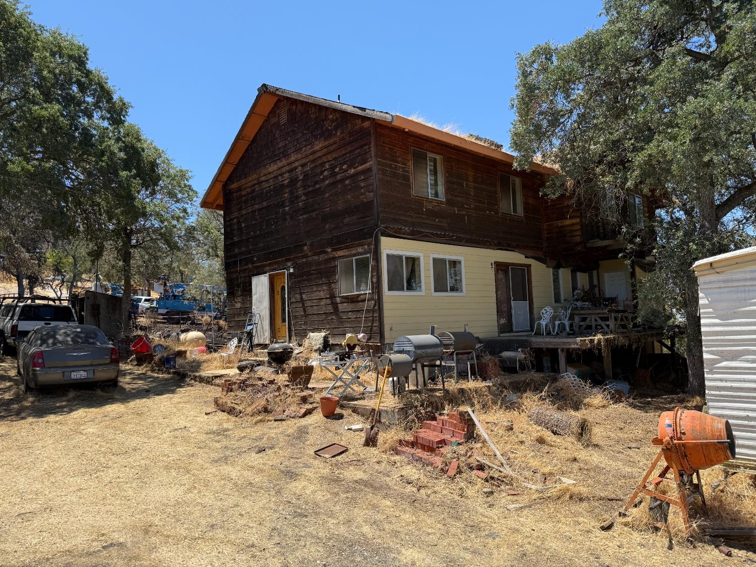 Detail Gallery Image 1 of 7 For 2381 Quail Oaks Rd, Valley Springs,  CA 95252 - 4 Beds | 2/1 Baths