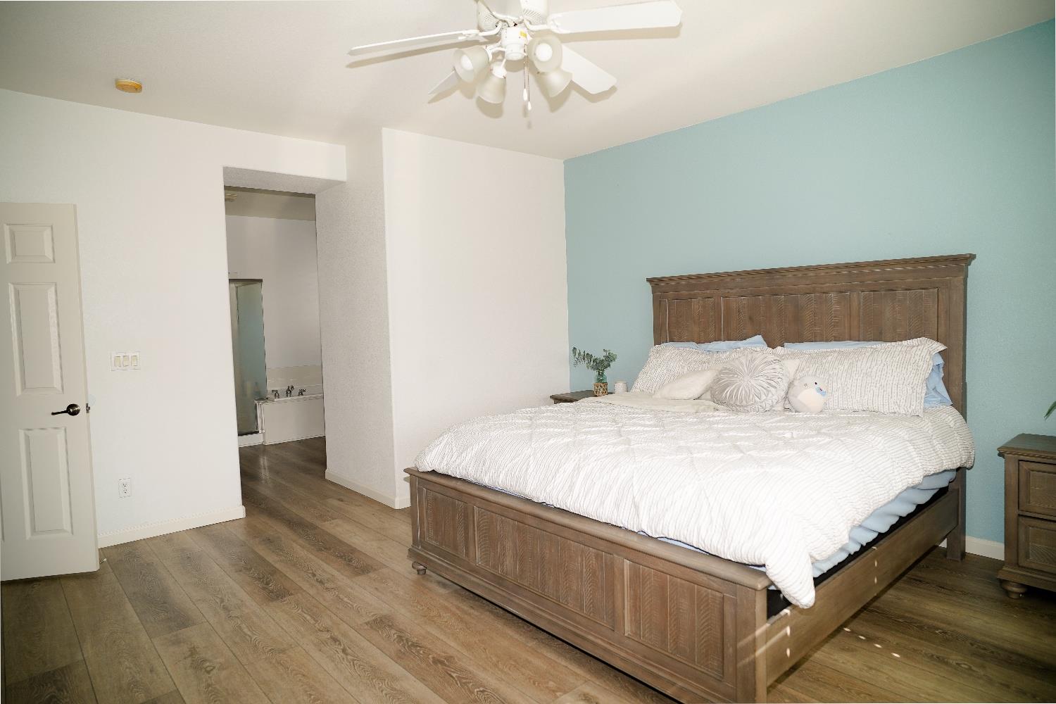 Detail Gallery Image 19 of 41 For 5039 Riverbed Ct, Riverbank,  CA 95367 - 4 Beds | 3 Baths