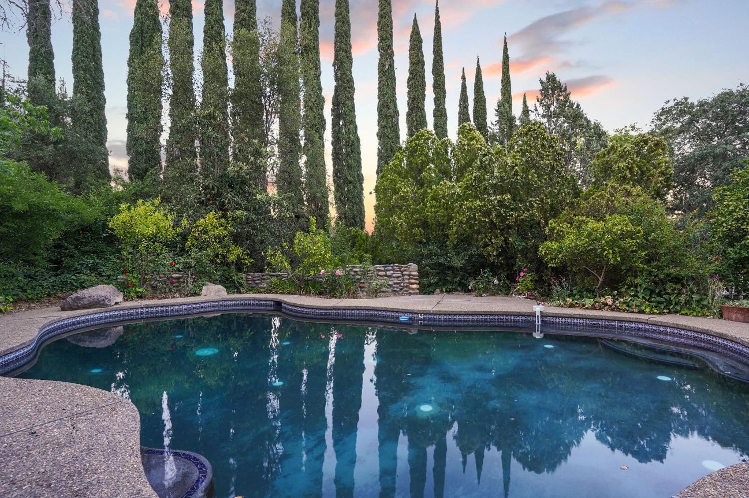 Detail Gallery Image 75 of 87 For 9775 Oak Leaf Way, Granite Bay,  CA 95746 - 5 Beds | 3 Baths