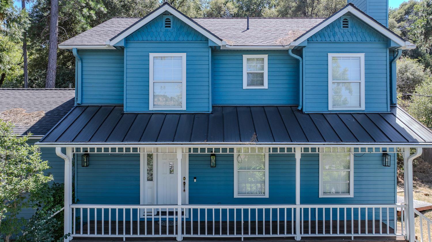 Detail Gallery Image 2 of 54 For 8201 Highway 49, Mokelumne Hill,  CA 95245 - 3 Beds | 2/1 Baths