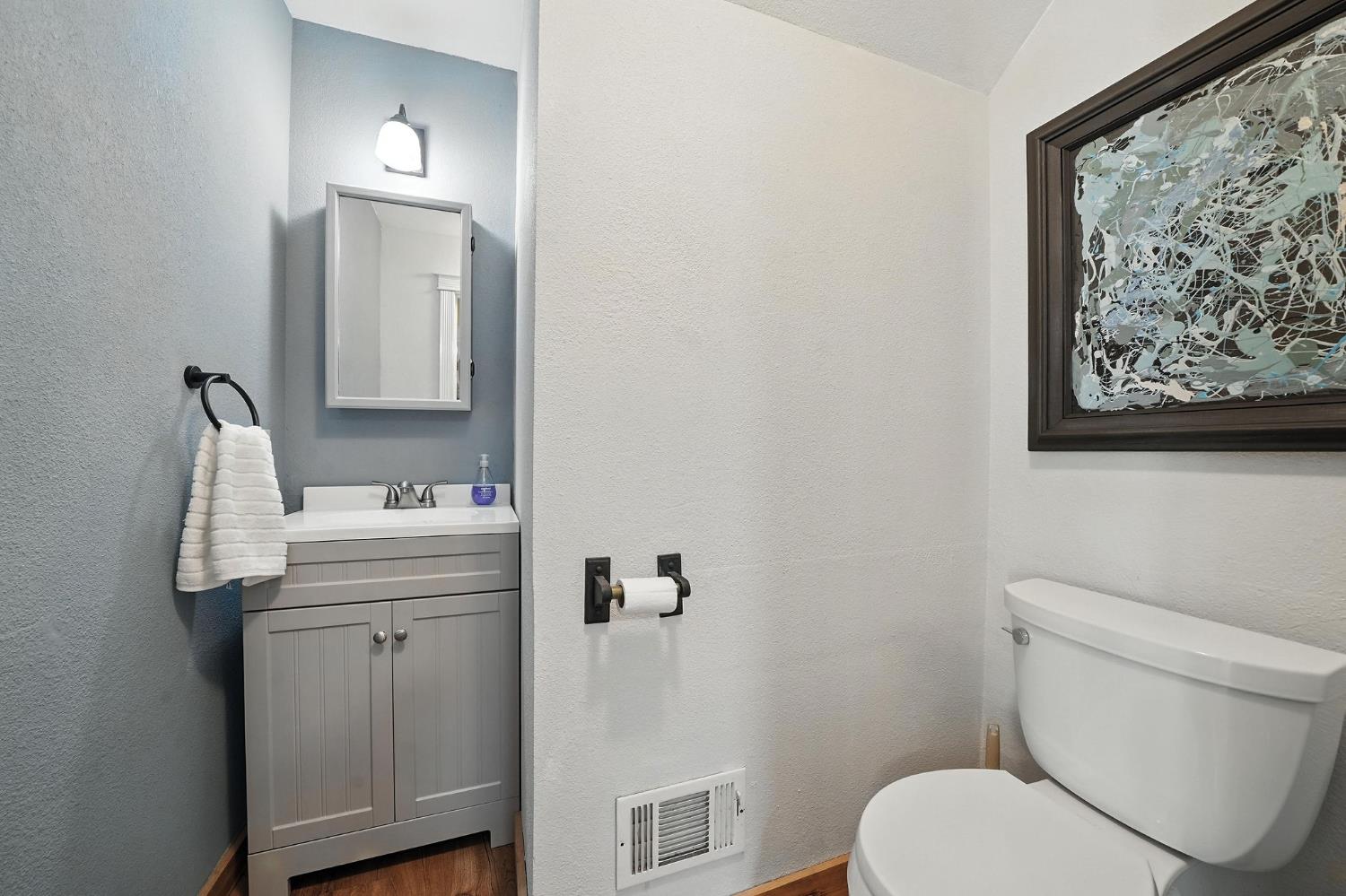 Detail Gallery Image 36 of 54 For 8201 Highway 49, Mokelumne Hill,  CA 95245 - 3 Beds | 2/1 Baths