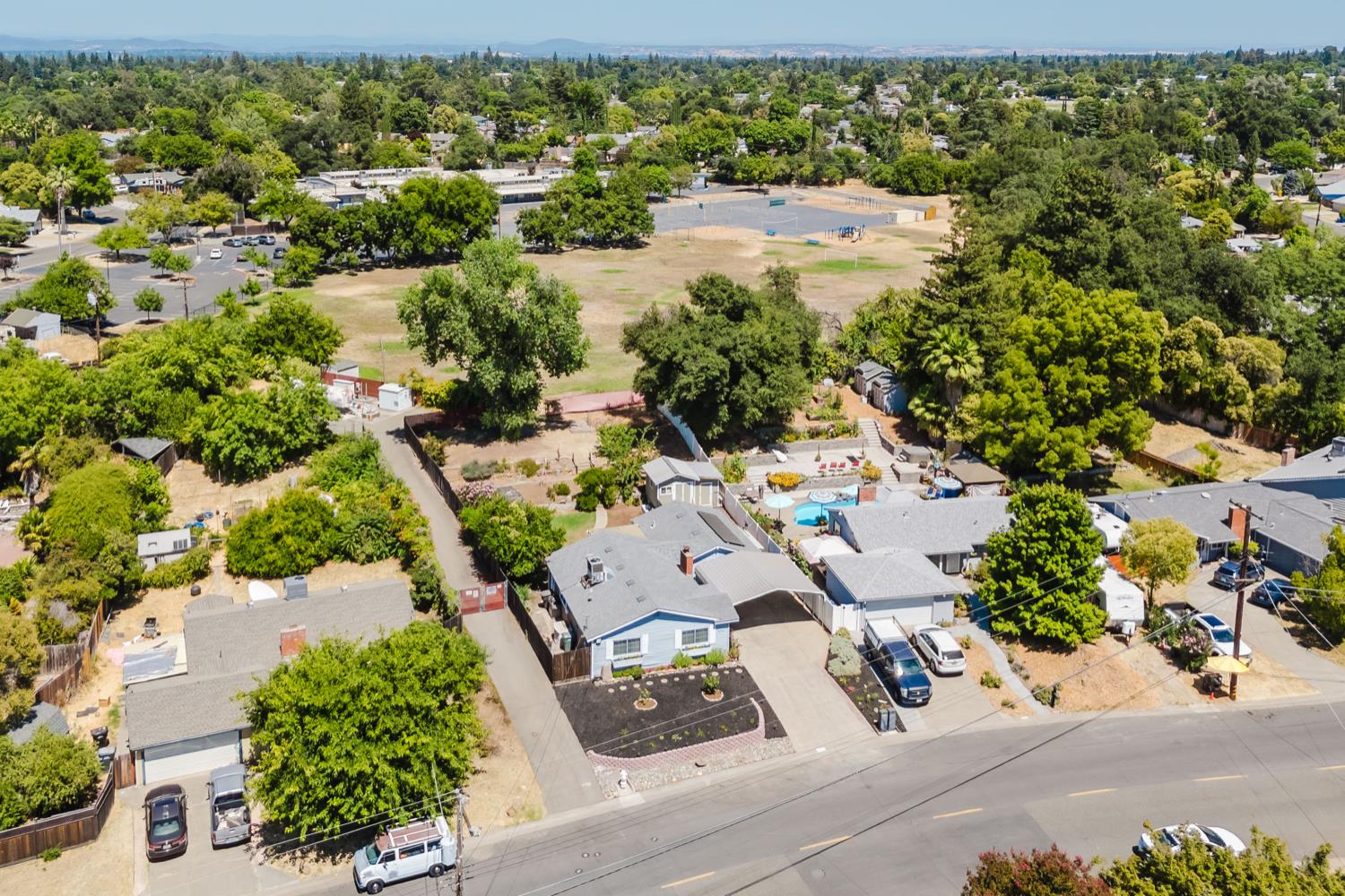 Detail Gallery Image 38 of 43 For 6761 Linda Sue Way, Fair Oaks,  CA 95628 - 3 Beds | 2 Baths