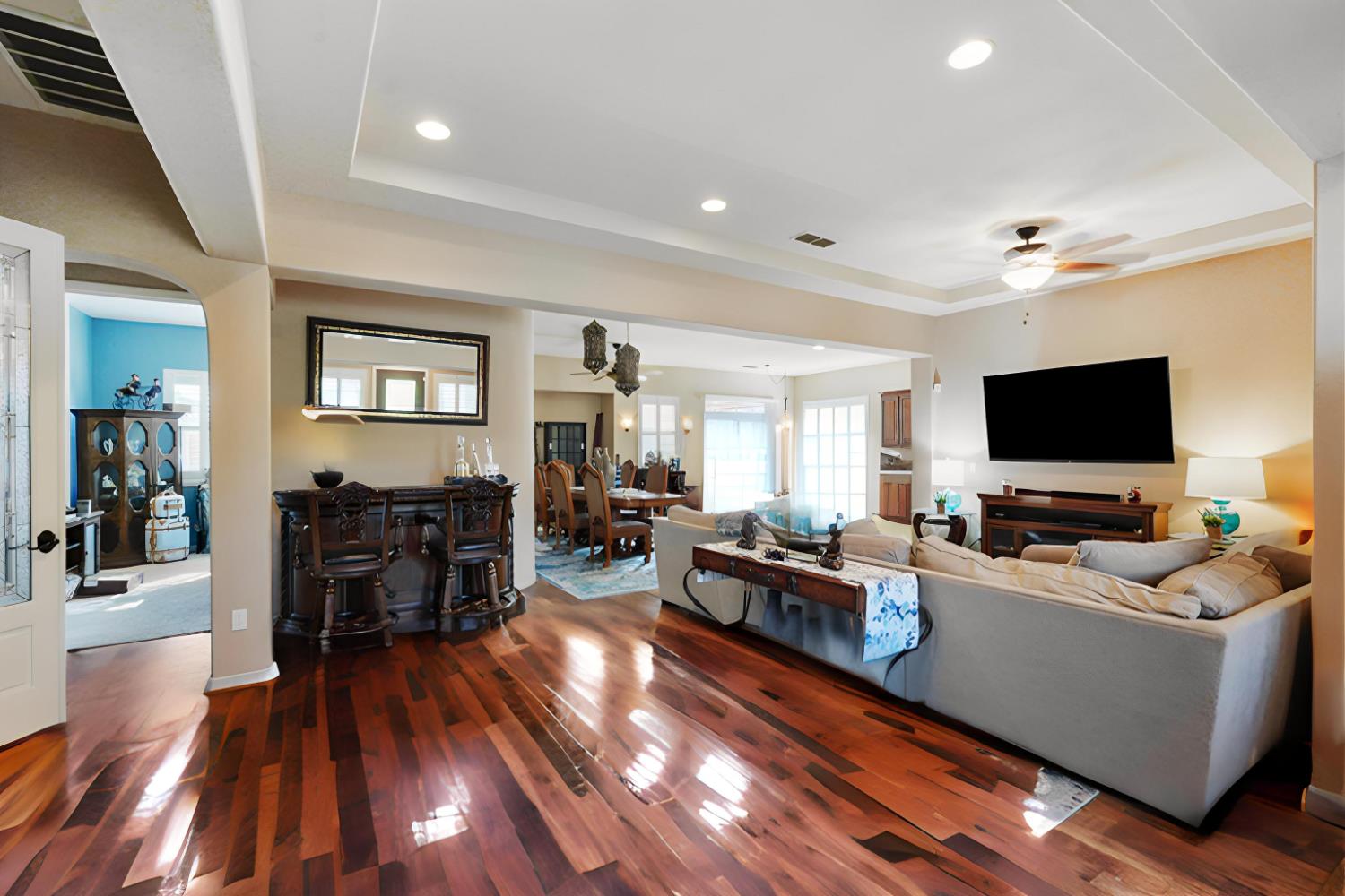 Detail Gallery Image 3 of 24 For 228 Northampton Way, Newman,  CA 95360 - 4 Beds | 2 Baths