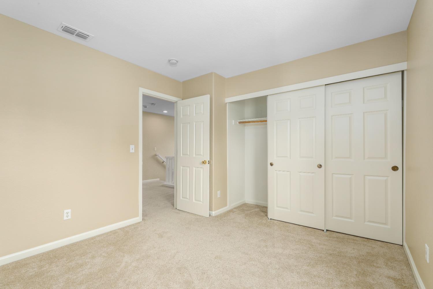 Detail Gallery Image 20 of 44 For 3355 Calla Lily Way, Sacramento,  CA 95833 - 5 Beds | 2/1 Baths