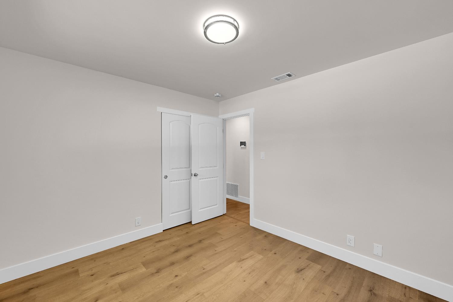 Detail Gallery Image 25 of 38 For 6608 Heatherwood Way, Sacramento,  CA 95831 - 3 Beds | 2 Baths