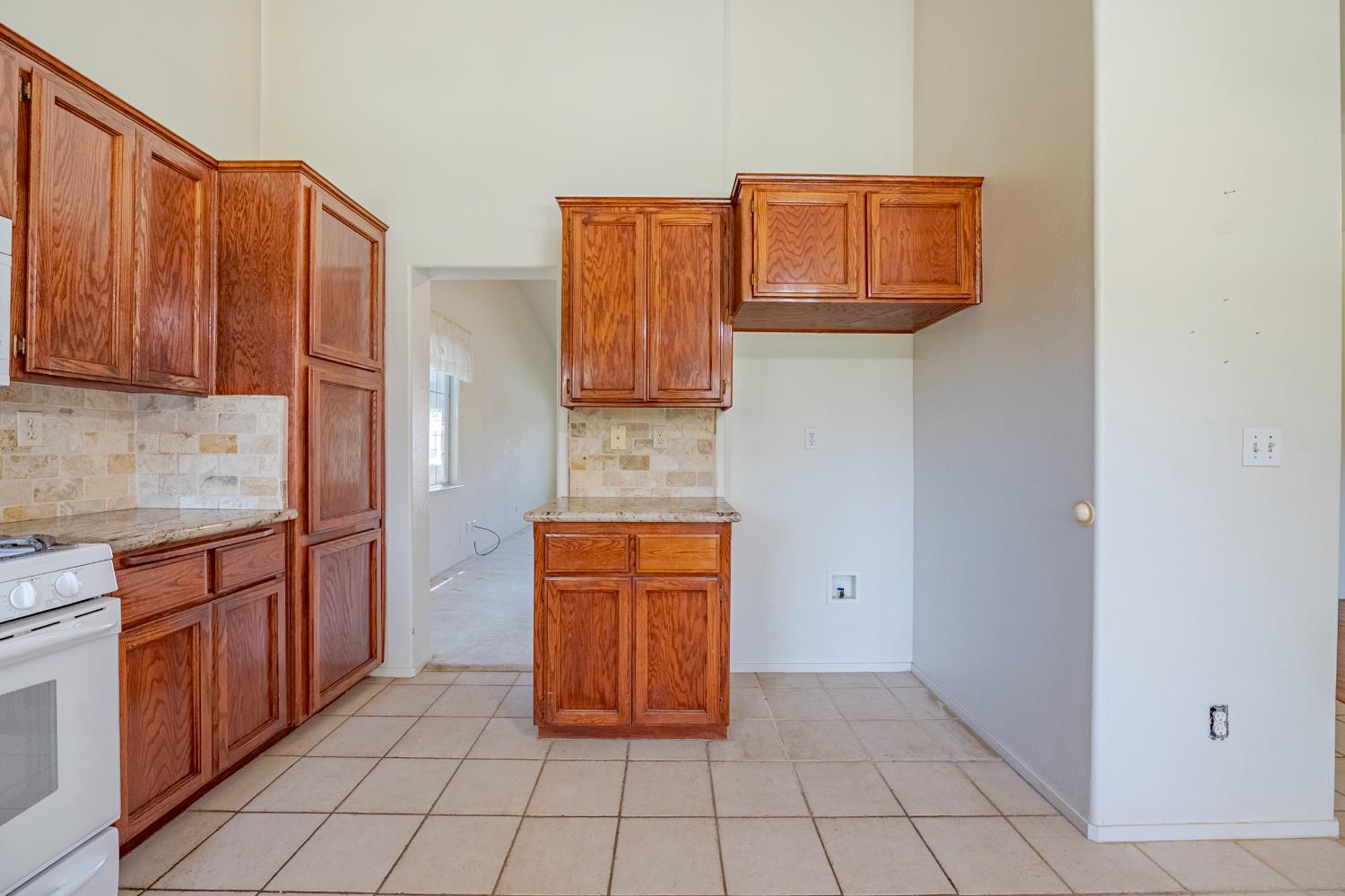 Detail Gallery Image 25 of 53 For 1079 Rosehill Dr, Chowchilla,  CA 93610 - 4 Beds | 2 Baths