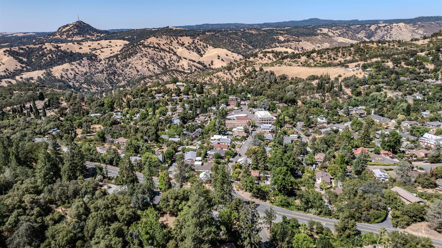 Detail Gallery Image 21 of 54 For 8201 Highway 49, Mokelumne Hill,  CA 95245 - 3 Beds | 2/1 Baths