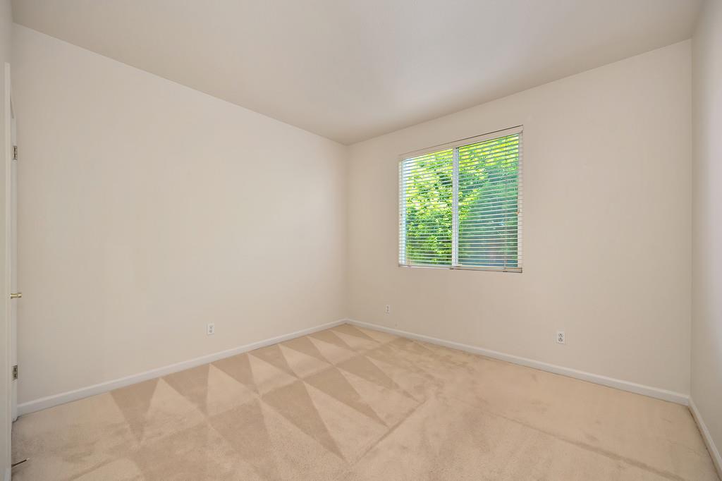 Detail Gallery Image 35 of 56 For 7850 Gazelle Trail Way, Antelope,  CA 95843 - 5 Beds | 3 Baths