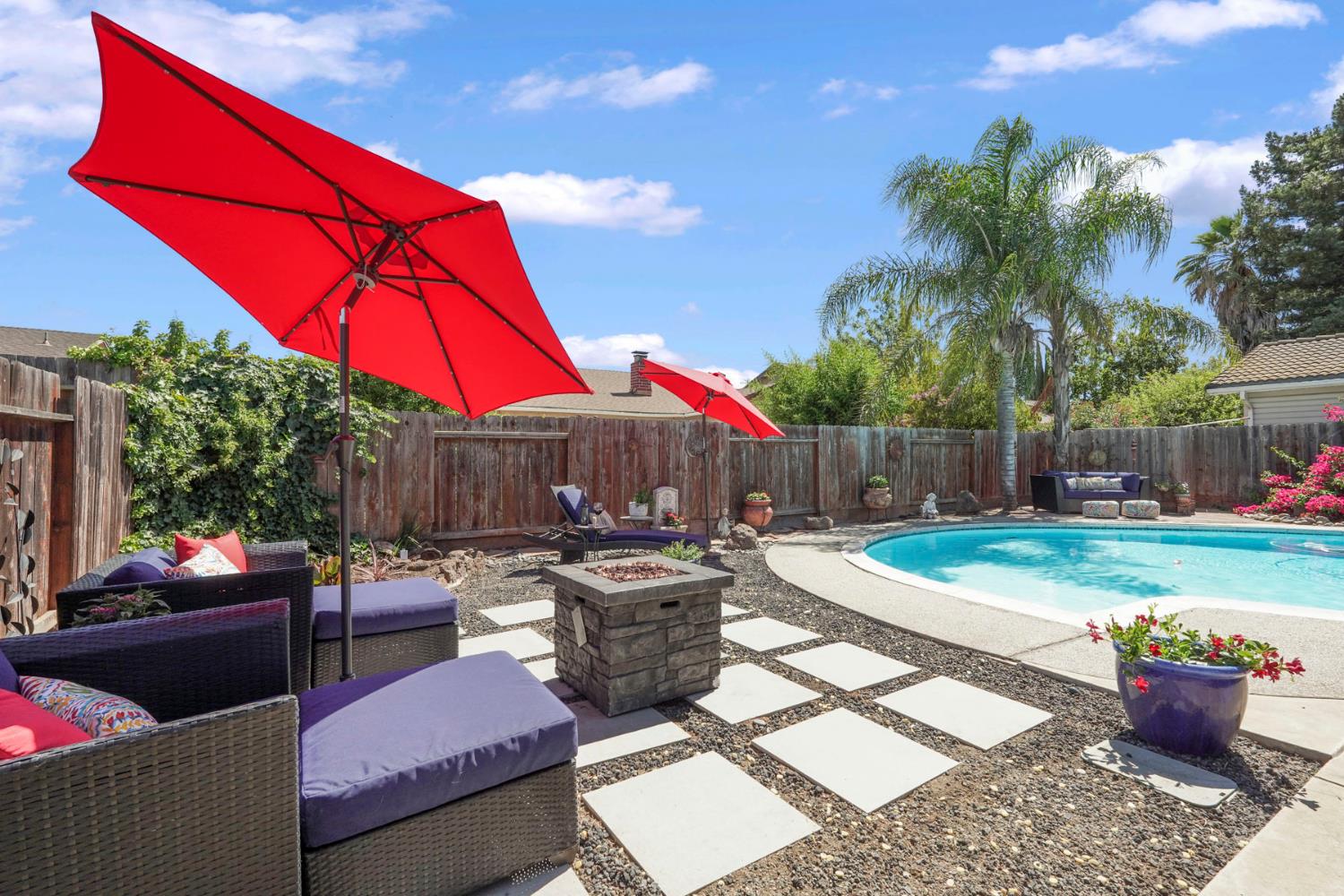Detail Gallery Image 43 of 52 For 2457 Rockingham Cir, Lodi,  CA 95242 - 4 Beds | 2/1 Baths