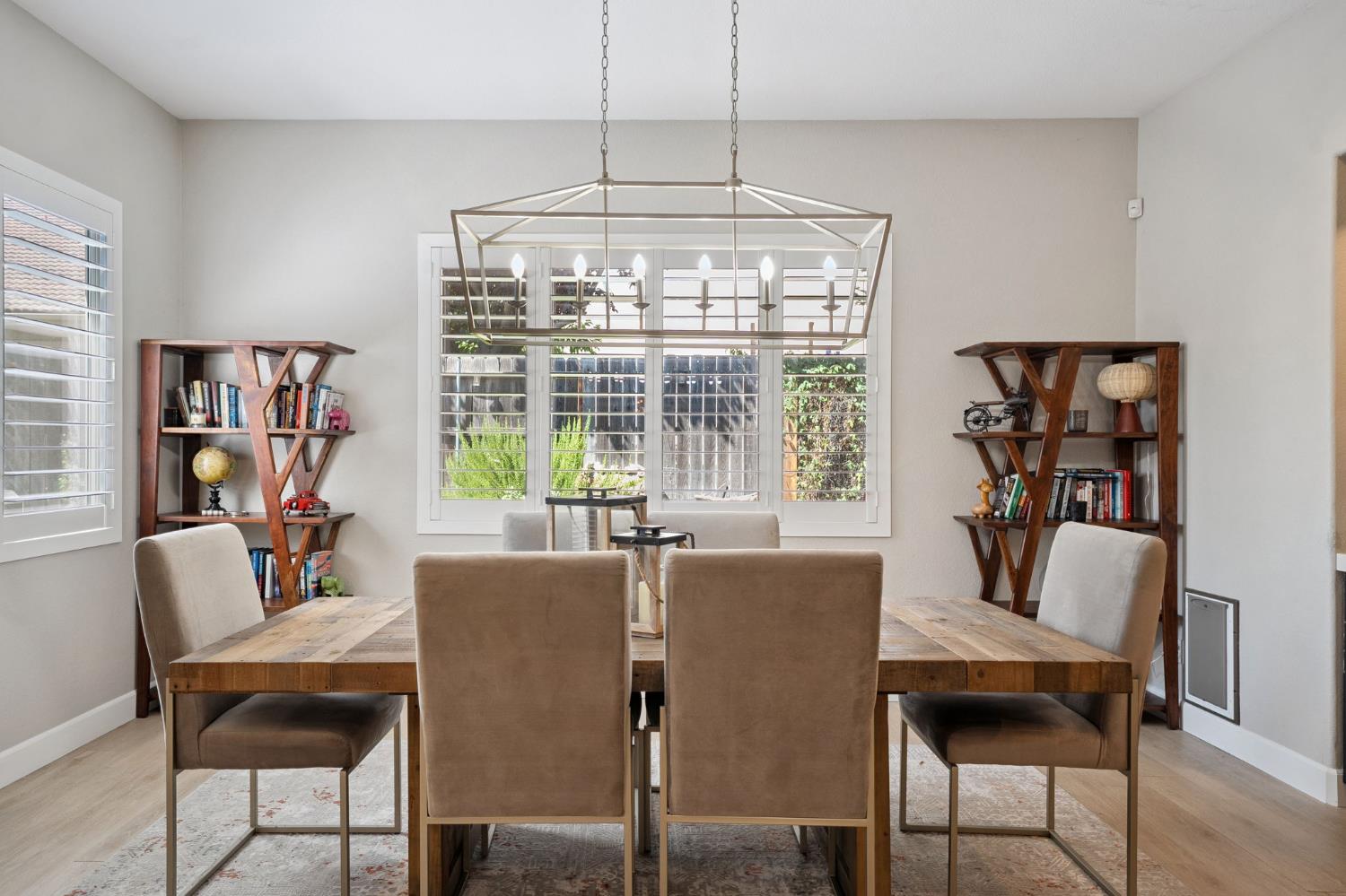 Detail Gallery Image 18 of 60 For 5054 Stroman Ln, Sacramento,  CA 95835 - 3 Beds | 2/1 Baths