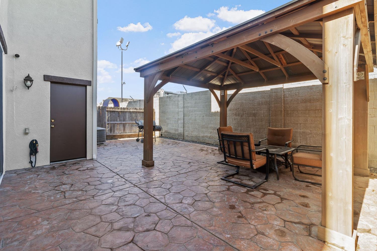 Detail Gallery Image 24 of 26 For 1725 Norwood Heights Ln, Ceres,  CA 95307 - 3 Beds | 2/1 Baths