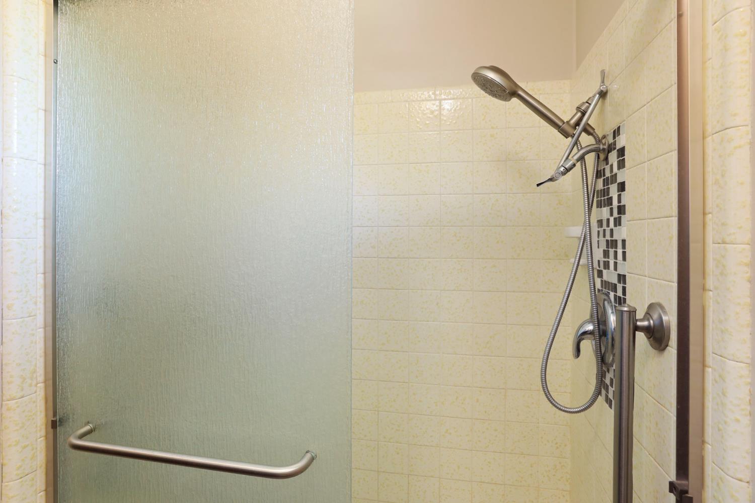 Detail Gallery Image 43 of 66 For 241 Charlemagne Way, Modesto,  CA 95350 - 4 Beds | 2 Baths