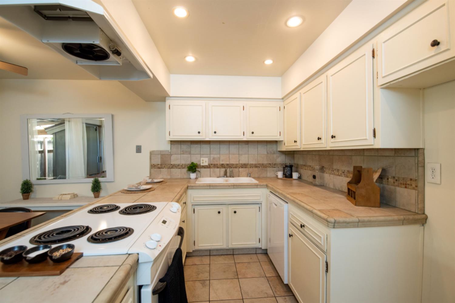 Detail Gallery Image 11 of 36 For 617 W Granger Ave #95,  Modesto,  CA 95350 - 3 Beds | 2 Baths