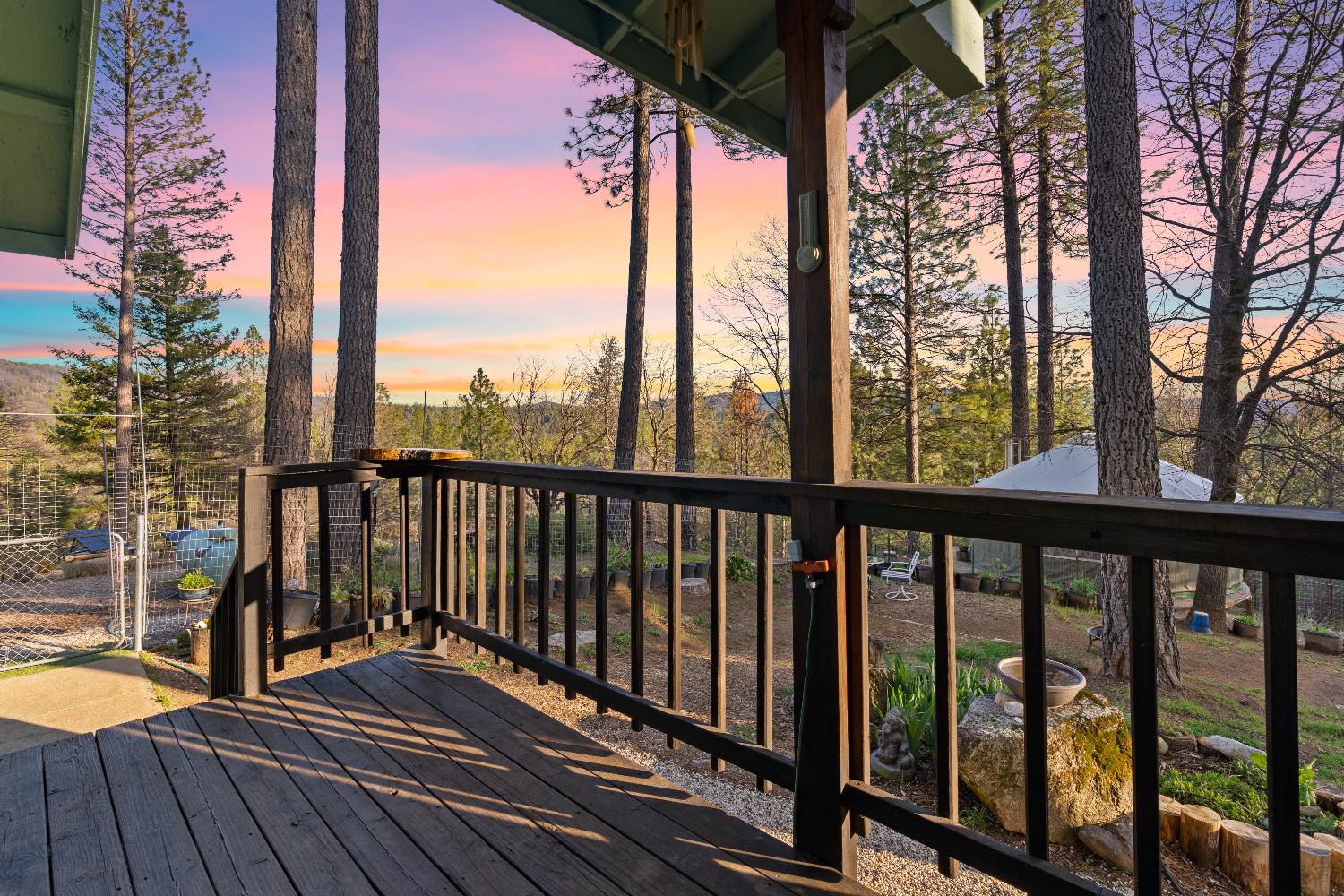 Detail Gallery Image 20 of 87 For 15528 Ca-49, Camptonville,  CA 95922 - 1 Beds | 2 Baths