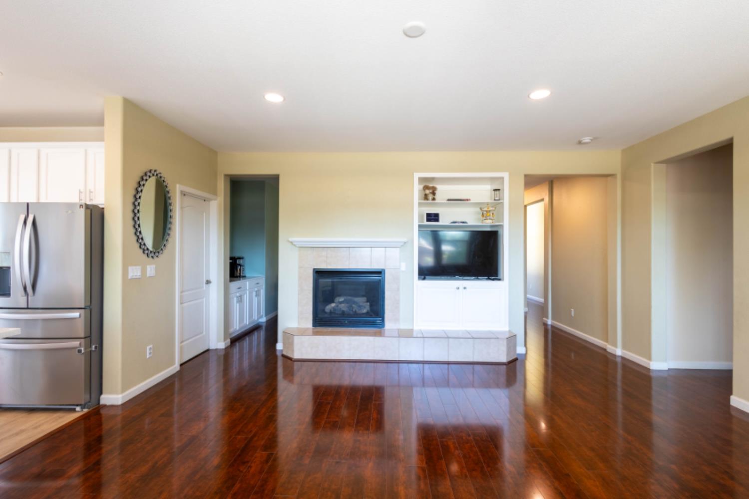 Detail Gallery Image 19 of 34 For 8328 Dandelion Dr, Elk Grove,  CA 95624 - 4 Beds | 2 Baths