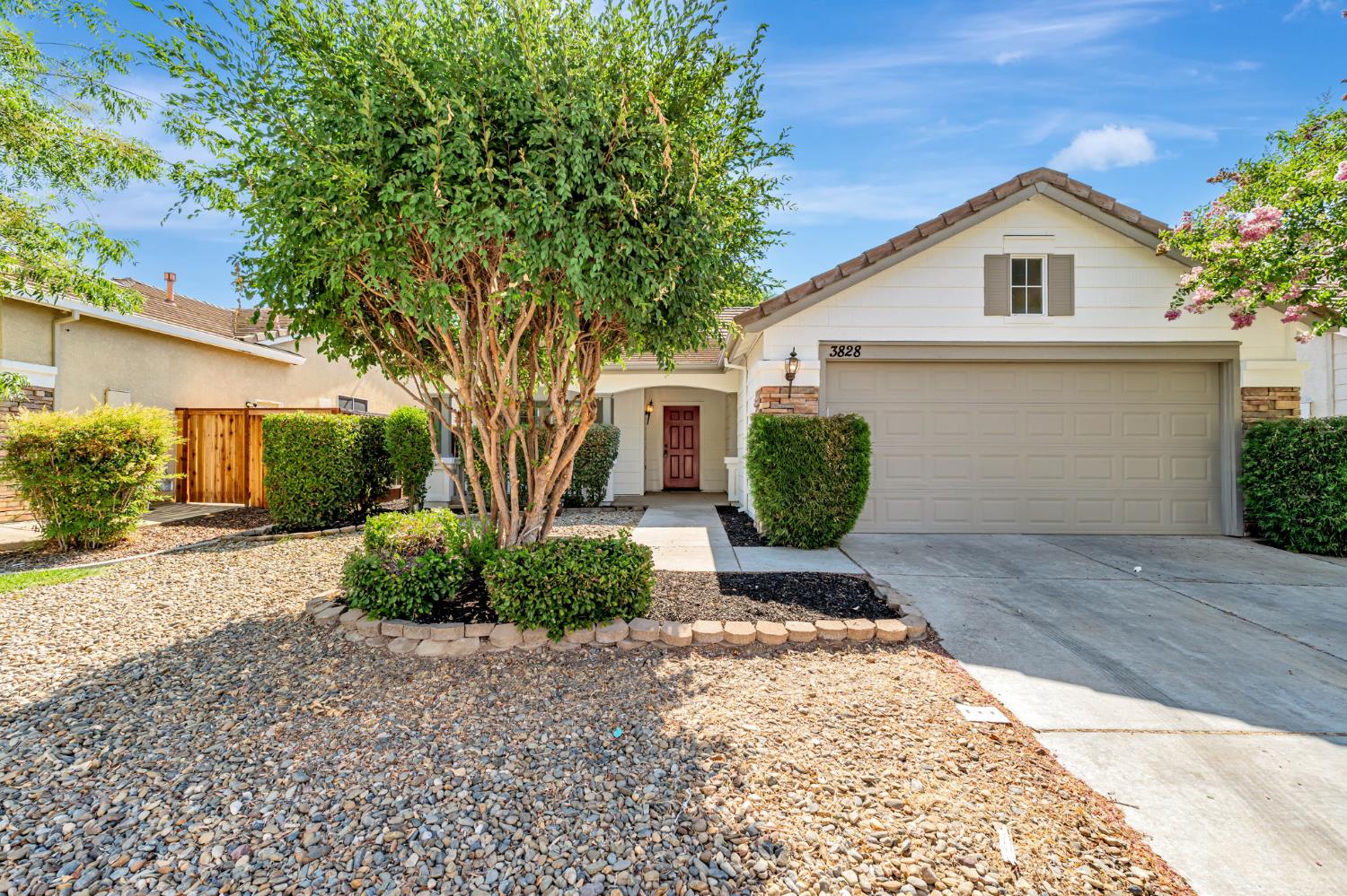 Detail Gallery Image 1 of 38 For 3828 Tern Ct, Merced,  CA 95340 - 3 Beds | 2 Baths