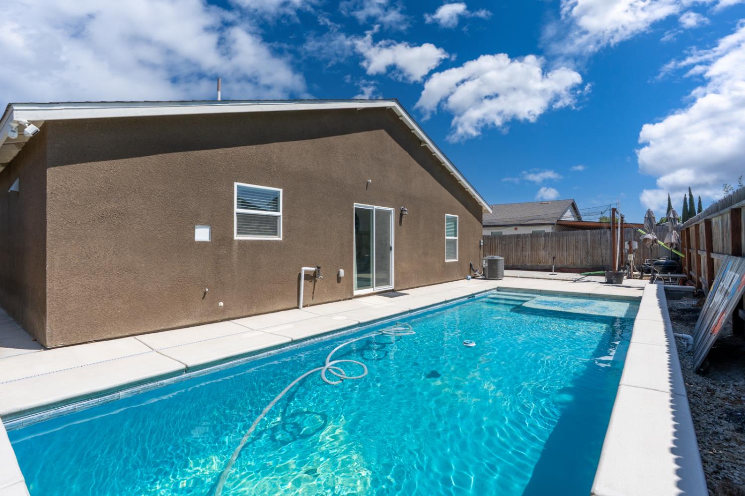 Detail Gallery Image 47 of 58 For 1807 Patricia Ct, Los Banos,  CA 93635 - 4 Beds | 3 Baths