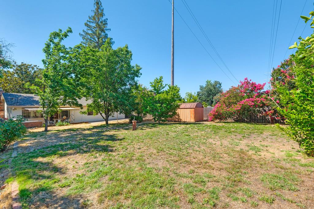 Detail Gallery Image 32 of 34 For 8105 Highwood Way, Orangevale,  CA 95662 - 3 Beds | 2 Baths